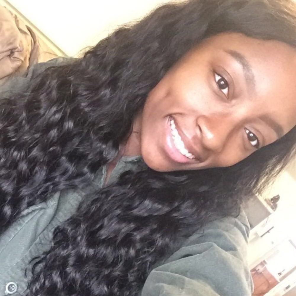 Meet your Posher, Cierra